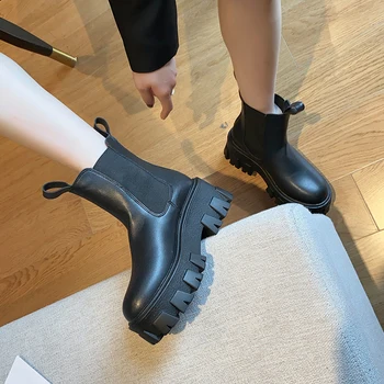 7 cm crna Martin čizme žene britanski stil 2020 novi jesen klasicni Divlji debelog potplata povećao Chelsea moto čizme Ženske cipele